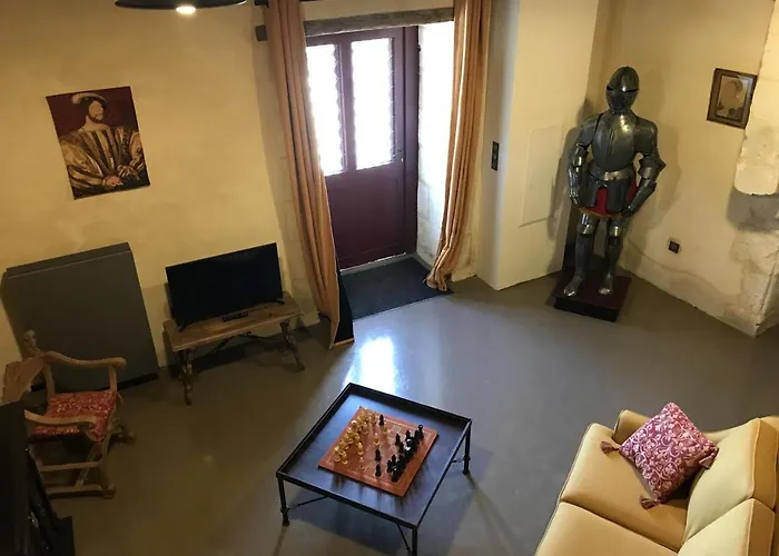 Gites Du Chateau De Sur Guesnes Semesterbostad Monts-sur-Guesnes