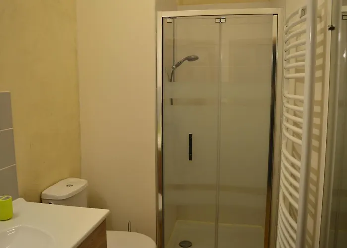 Gites Du Chateau De Sur Guesnes